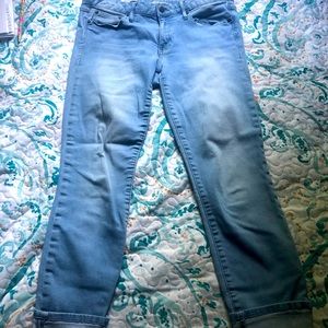 Gap skinny capris.